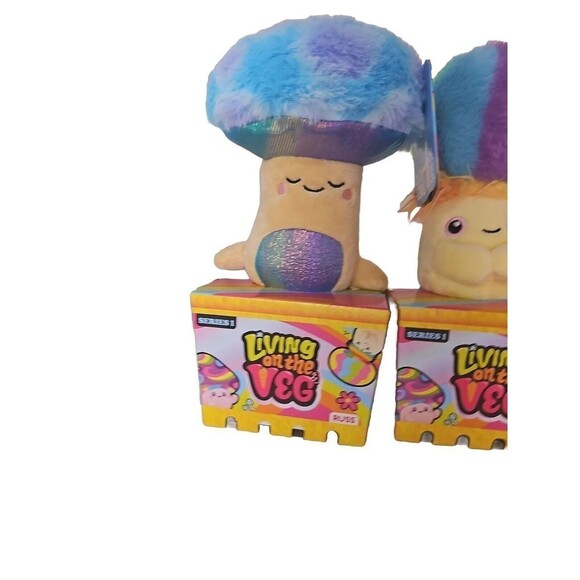 Living On The Veg Russ Kellytoy 3 Pk Mushroom Plush Series 1 Quinn Zeek Fey - Picture 10 of 12